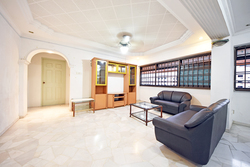 Blk 577 Hougang Avenue 4 (Hougang), HDB Executive #176120362
